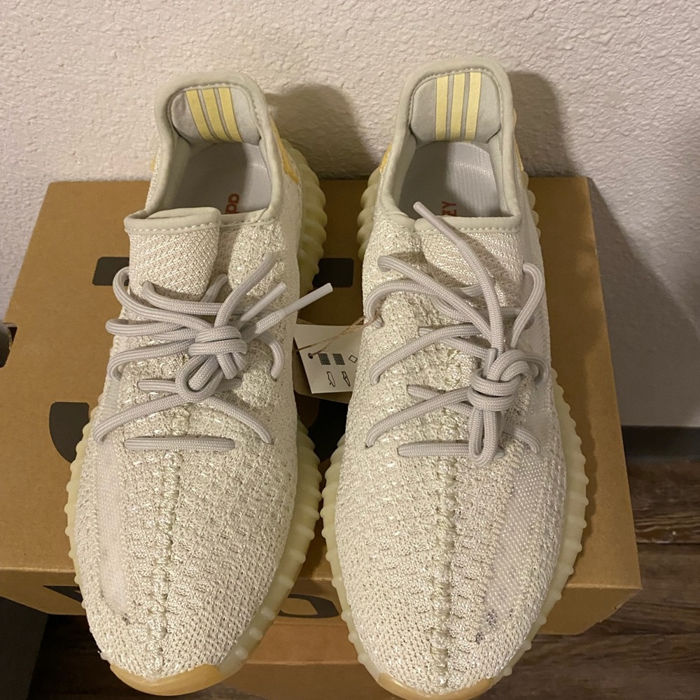 Yeezy boost 350 V2